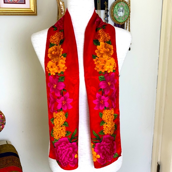 Vintage 80s Liz Claiborne Floral Scarf - Picture 5 of 5